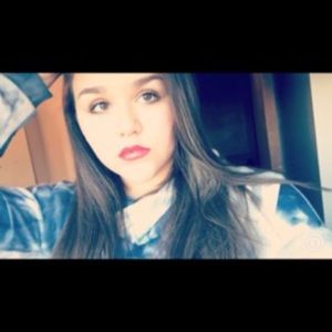 Meet your Posher, Kaleigh